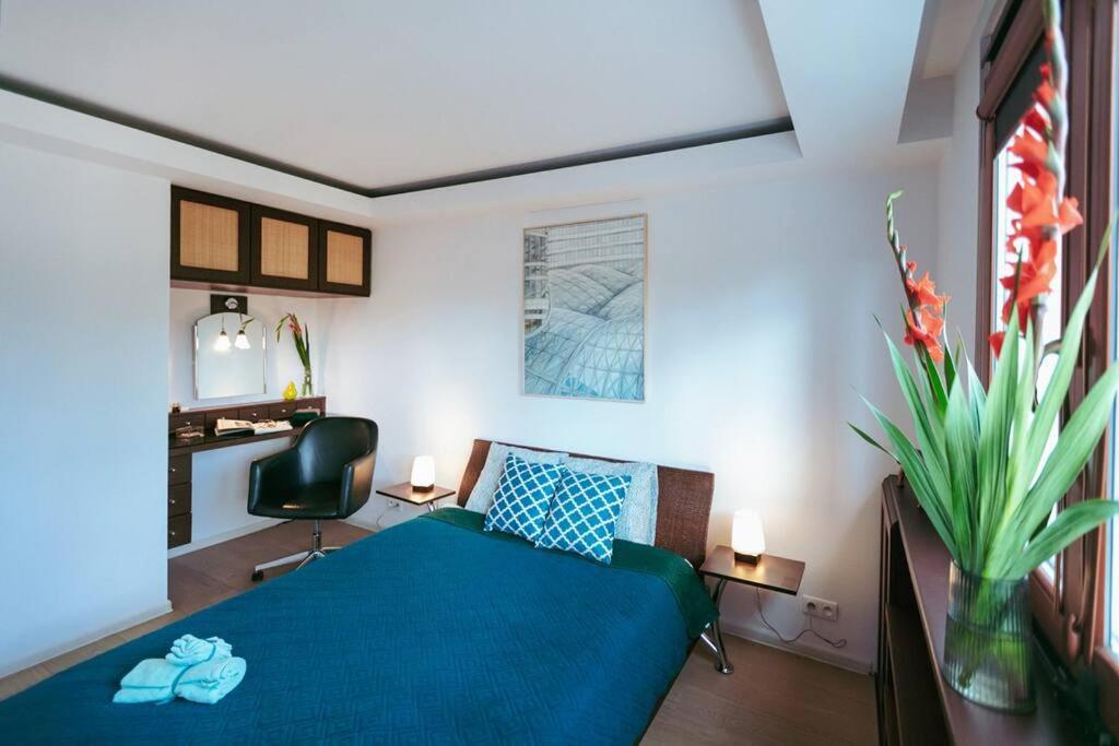 Apartment In The Heart Of Warsaw! Bagian luar foto
